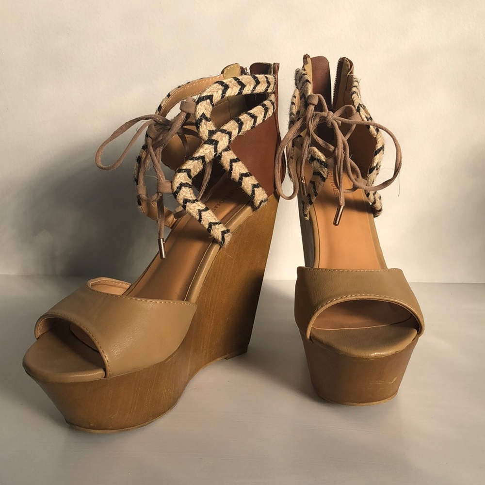 Platform wedges